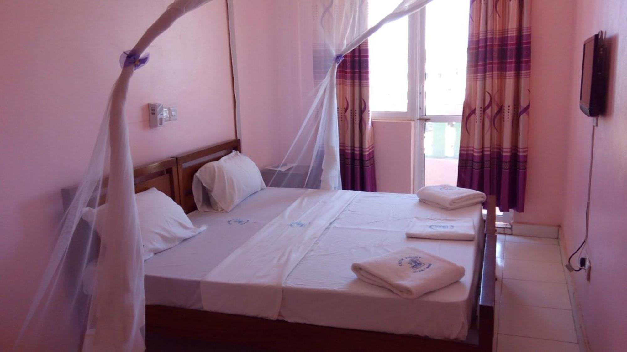 Checkpoint Inn Hotel, Mombasa Extérieur photo